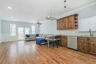 49 Llewellyn Pl, New York, NY 10310 - Photo 9