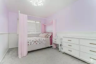 49 Llewellyn Pl, New York, NY 10310 - Photo 17