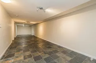 49 Llewellyn Pl, New York, NY 10310 - Photo 23