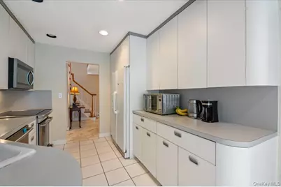 8 Sagamore Way S, Jericho, NY 11753 - Photo 13