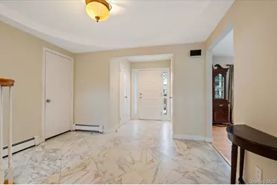 8 Sagamore Way S, Jericho, NY 11753 - Photo 3