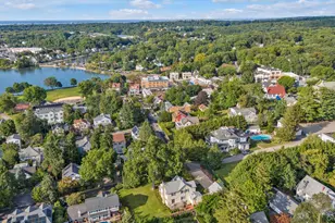 2 Smull Ln, Port Washington, NY 11050 - Photo 33