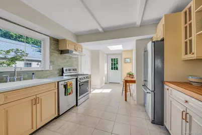 2 Smull Lane, Port Washington, NY 11050 - Photo 13