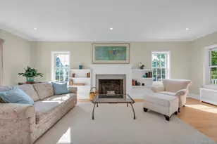 2 Smull Ln, Port Washington, NY 11050 - Photo 7