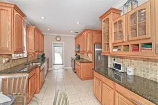 12 Crystal Brook Ct, Nesconset, NY 11767 - Photo 11