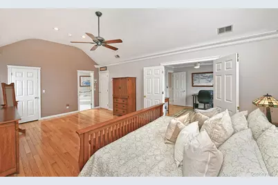 12 Crystal Brook Court, Nesconset, NY 11767 - Photo 19