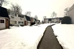 2740 South Rd, Poughkeepsie, NY 12601 - Photo 7