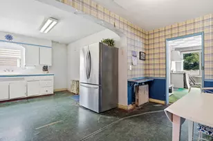 1671 Bay Blvd, Atlantic Beach, NY 11509 - Photo 25