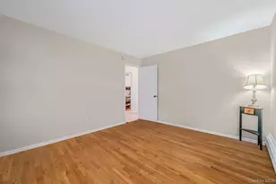 29 N Baldwin Pl, Massapequa, NY 11758 - Photo 13