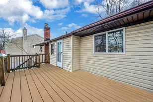 29 N Baldwin Pl, Massapequa, NY 11758 - Photo 29