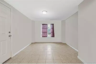 29 N Baldwin Place, Massapequa, NY 11758 - Photo 23