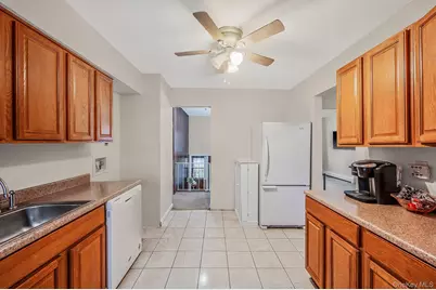 29 N Baldwin Place, Massapequa, NY 11758 - Photo 5