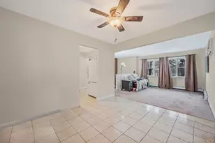 29 N Baldwin Pl, Massapequa, NY 11758 - Photo 11