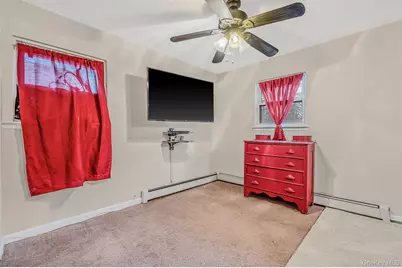 29 N Baldwin Place, Massapequa, NY 11758 - Photo 17