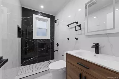 13205 109th Avenue, Ozone Park, NY 11420 - Photo 5