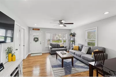 72 Conklin Avenue, Patchogue, NY 11772 - Photo 17