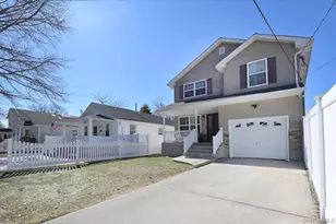 556 Park Ave, West Hempstead, NY 11552 - Photo 3