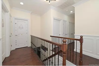 556 Park Avenue, West Hempstead, NY 11552 - Photo 13