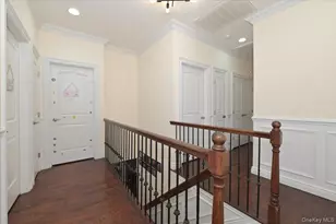 556 Park Ave, West Hempstead, NY 11552 - Photo 13