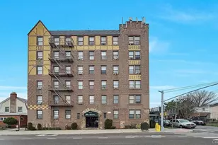 155-17 Sanford Ave, Flushing, NY 11355 - Photo 1