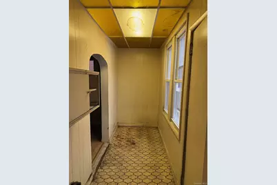 1627 Pilgrim Avenue, Bronx, NY 10461 - Photo 9