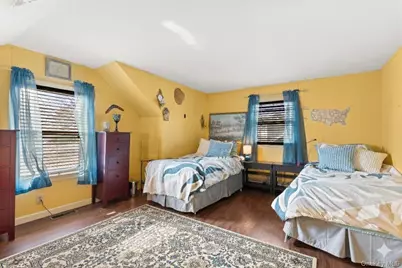 8 Garden Boulevard, Hicksville, NY 11801 - Photo 11