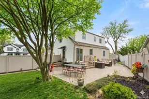 8 Garden Blvd, Hicksville, NY 11801 - Photo 13