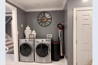 331 American Boulevard, Brentwood, NY 11717 - Photo 9