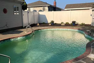 22 Jersey St, Deer Park, NY 11729 - Photo 3