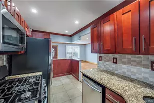 150-43 113th Ave, Jamaica, NY 11433 - Photo 19