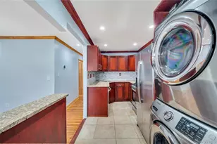 150-43 113th Ave, Jamaica, NY 11433 - Photo 17