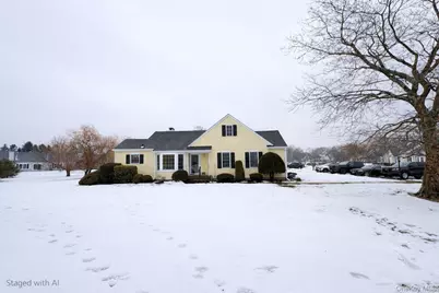 2555 Youngs Avenue #7E, Southold, NY 11971 - Photo 1