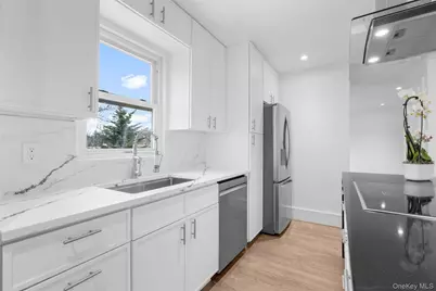 313 Sixth Avenue, Pelham, NY 10803 - Photo 9