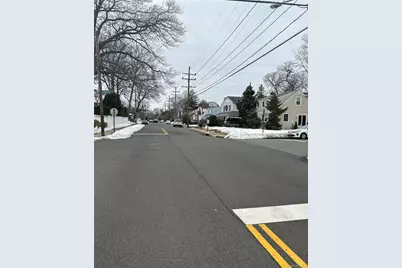 95 Clark Avenue, Massapequa, NY 11758 - Photo 3