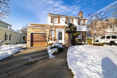 31 Alden Court, Malverne, NY 11565 - Photo 17