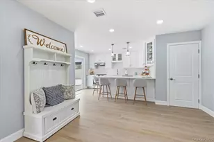 89 Ridge Ln, Levittown, NY 11756 - Photo 15