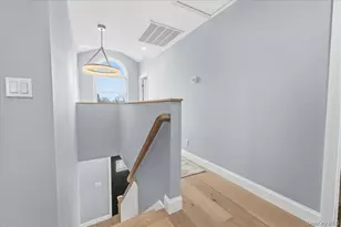 89 Ridge Ln, Levittown, NY 11756 - Photo 25