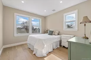 89 Ridge Ln, Levittown, NY 11756 - Photo 35