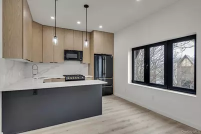 85-45 67th Road, Rego Park, NY 11374 - Photo 17