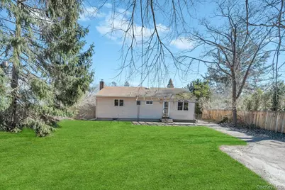 1456 Locust Avenue, Bohemia, NY 11716 - Photo 7