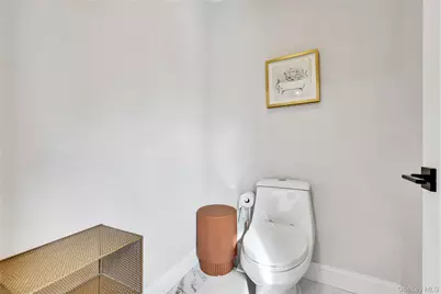 288 Leroy Avenue, Cedarhurst, NY 11516 - Photo 31