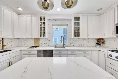 288 Leroy Avenue, Cedarhurst, NY 11516 - Photo 11