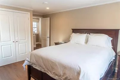 93 Beverly Road, White Plains, NY 10605 - Photo 9
