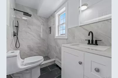 401 Dover Street, Westbury, NY 11590 - Photo 15