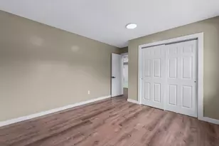 401 Dover St, Westbury, NY 11590 - Photo 27