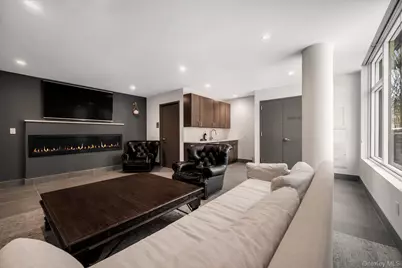 2815 35th Street, Astoria, NY 11103 - Photo 9