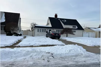 12 Wisteria Lane, Wantagh, NY 11793 - Photo 1