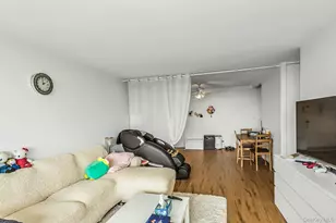 2 Bay Club, Bayside, NY 11360 - Photo 17