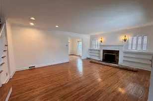 25428 Walden Ave, Great Neck, NY 11020 - Photo 31