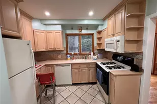 25428 Walden Ave, Great Neck, NY 11020 - Photo 7